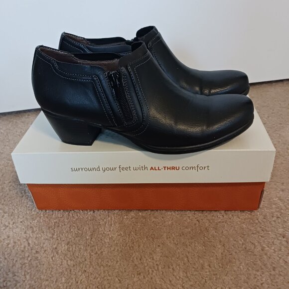 Booties - Picture 5 of 5